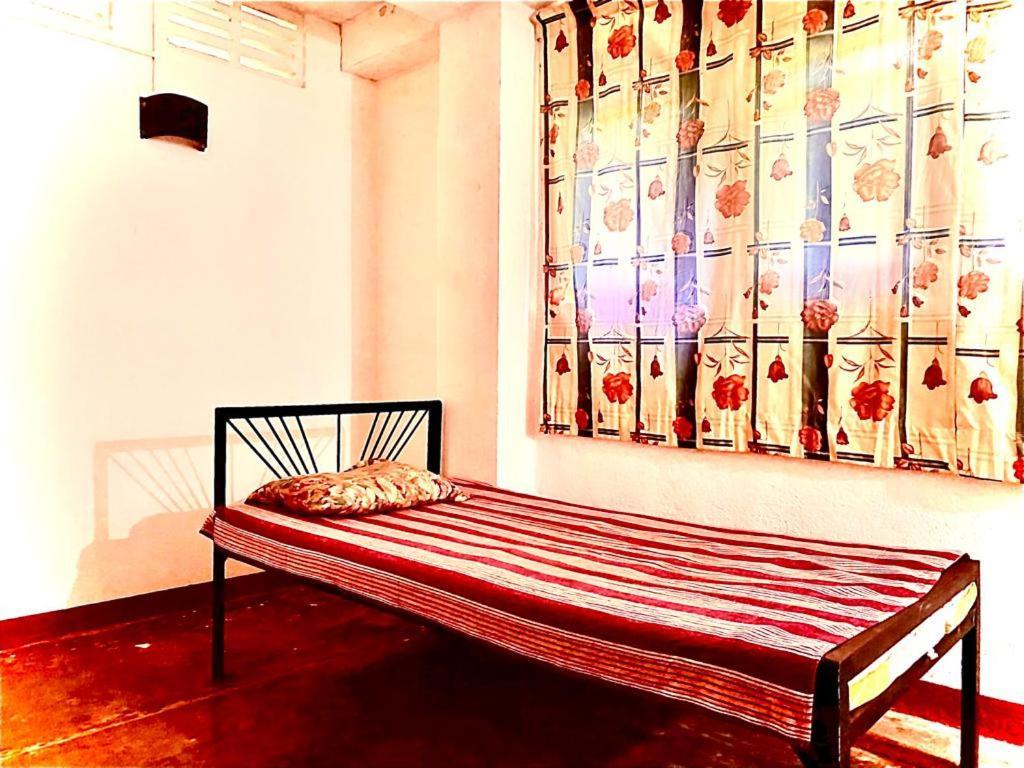 Coca Cola Hostel Malabe Екстериор снимка